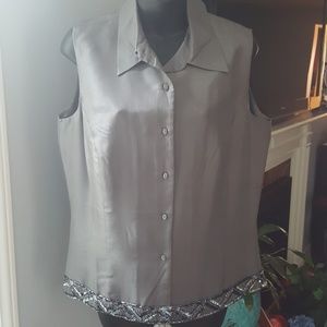Vision Apparel 100% Gray Silk Sleevelss Shirt